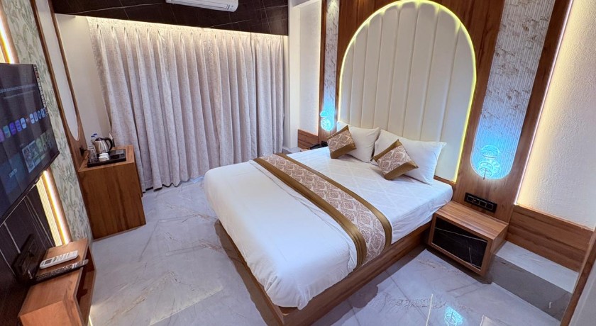 Hotel Sai Nidhi Residency - 4