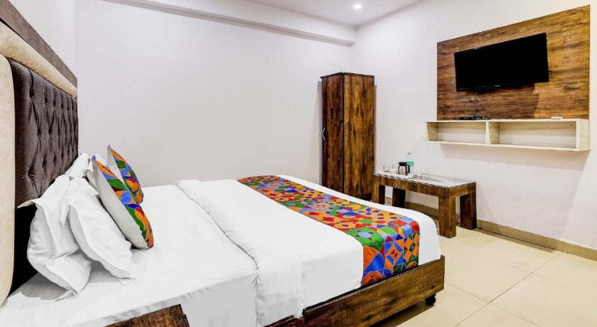 Status By Hotel The Emporio - 4