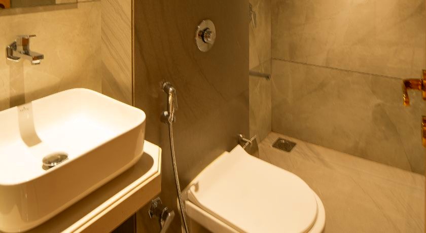 Hotel Shyanu Lords Eco Inn - 4