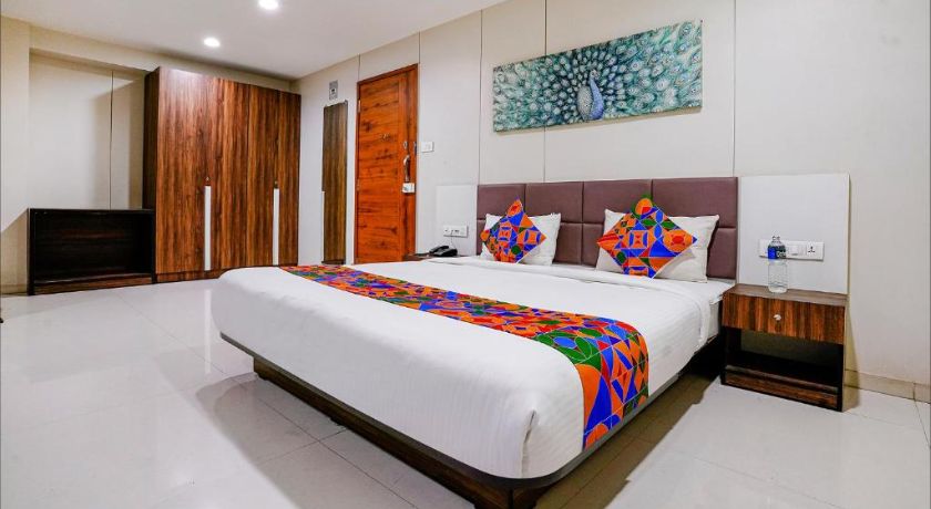 Hotel Santeria Inn - 2