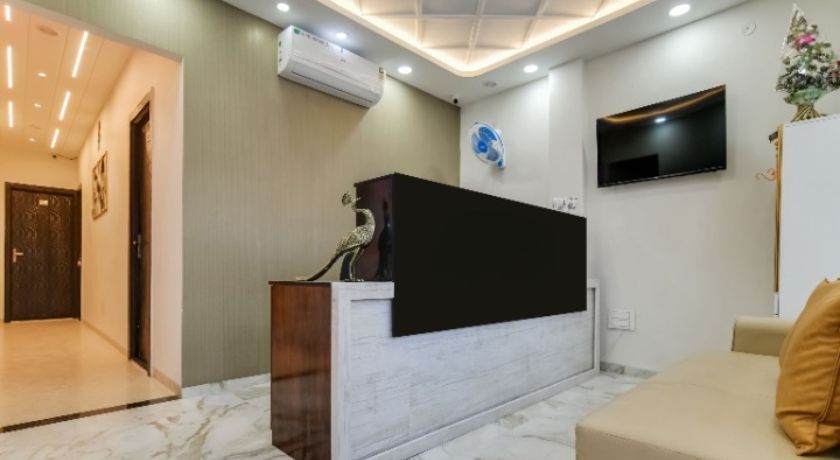 Hotel Dlive Indore - 2