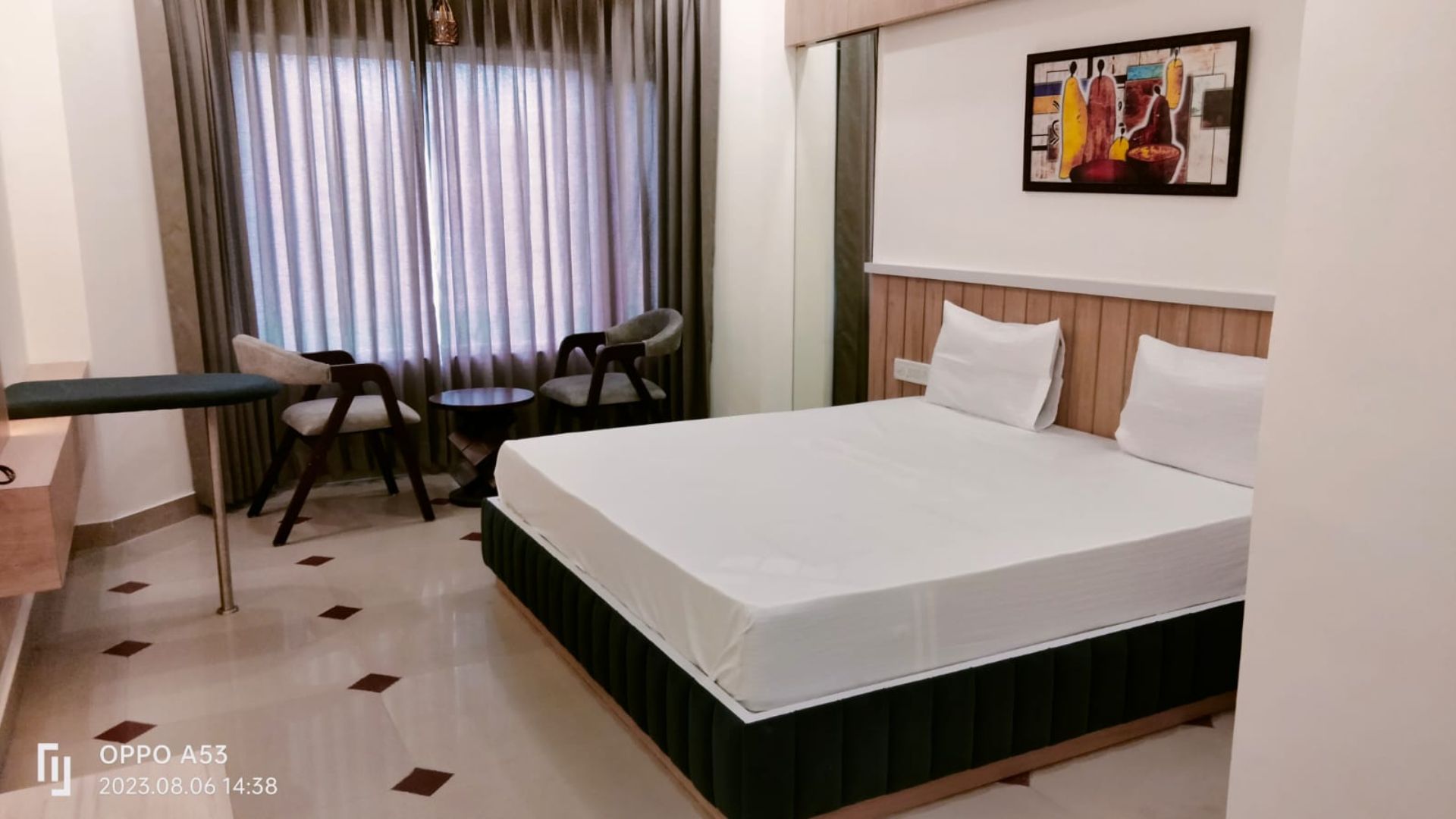 Hotel Sapphire World - 1