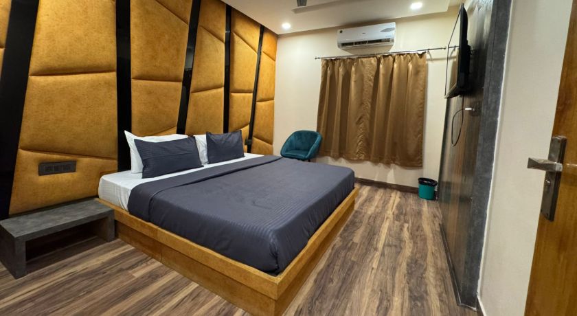 Hotel Shiv Inn by T And M - 2