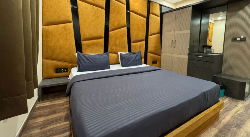 Hotel Shiv Inn by T And M - 3