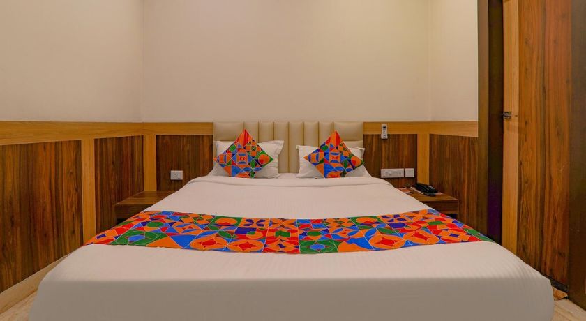 Hotel Shree Galaxy - 2