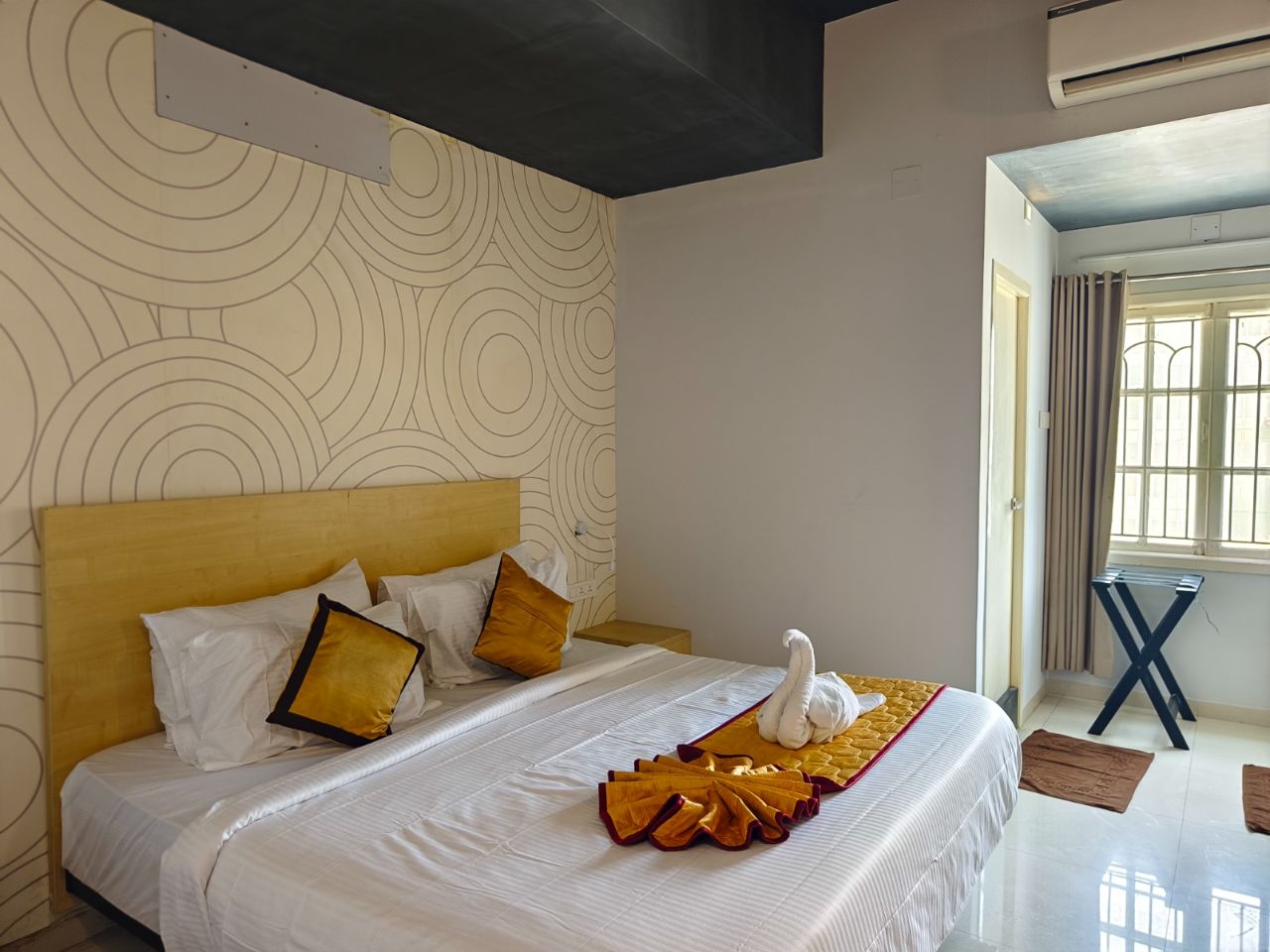 Windstone Residency, Near Fun Republic Mall - 1