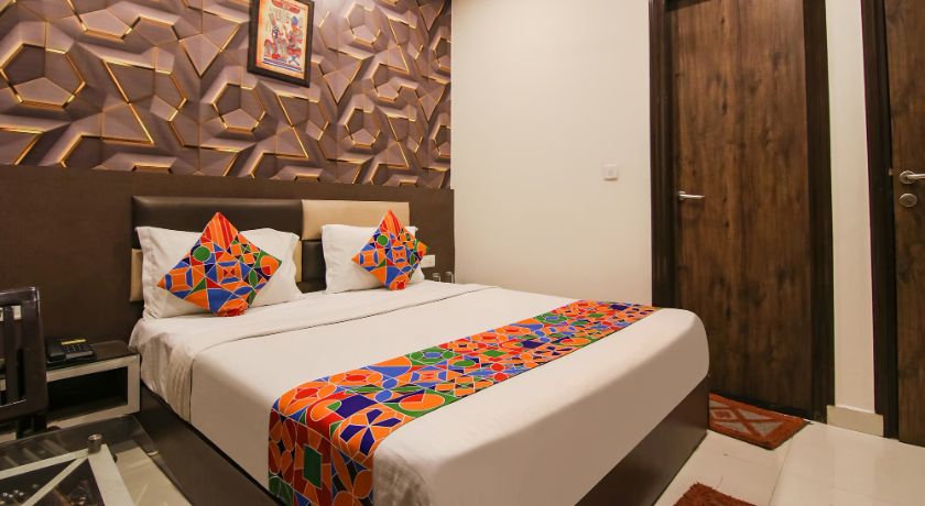 Hotel BR Grand With Nimo Night Club - 2