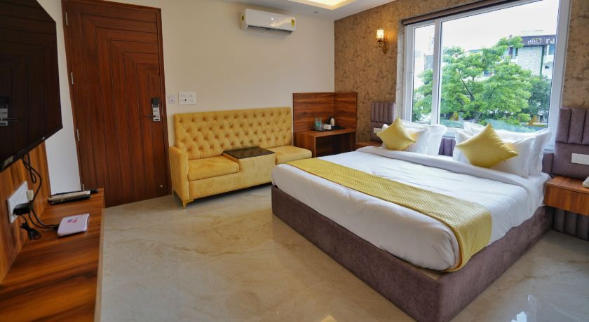 Hotel Gomti Residency - 4