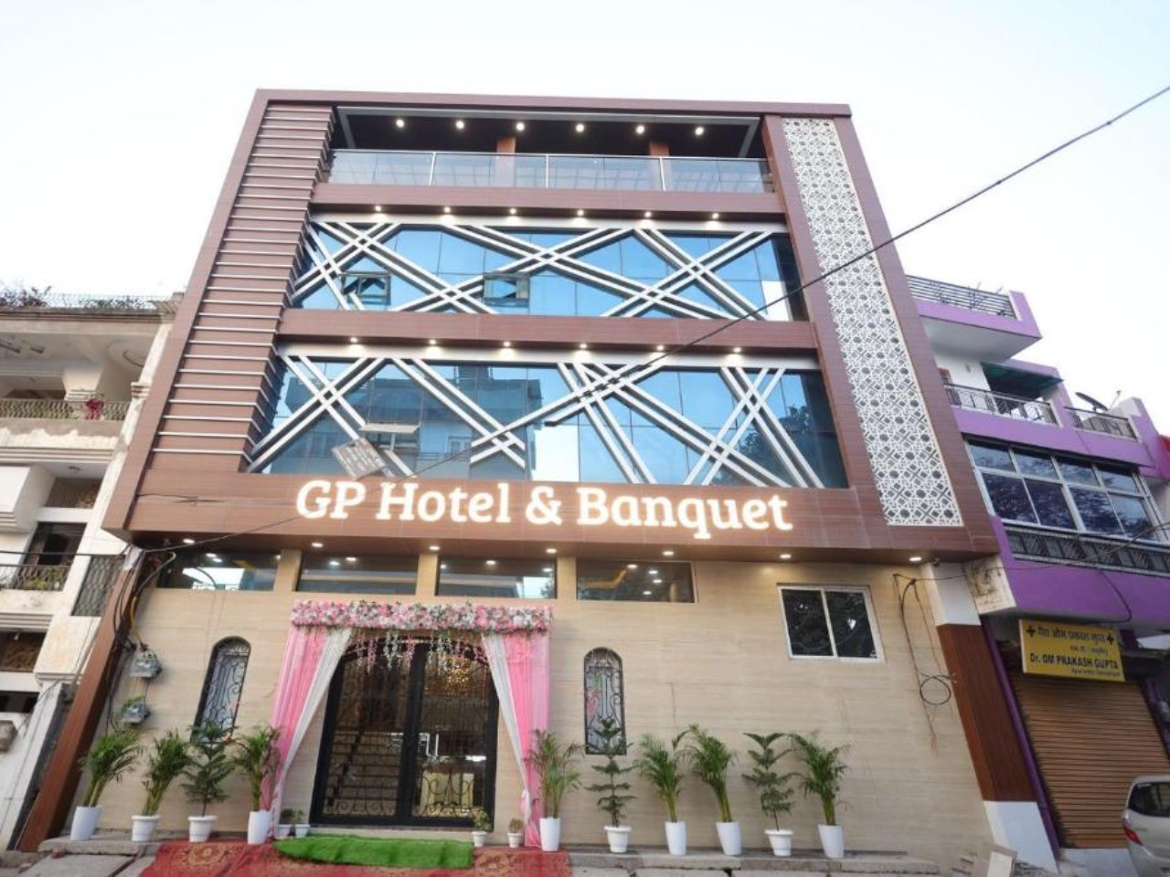 Hotel Arif Castle - 1