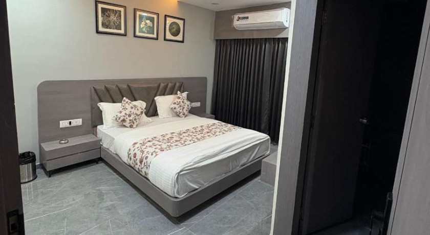 List of hourly Hotels in vadodara - 3