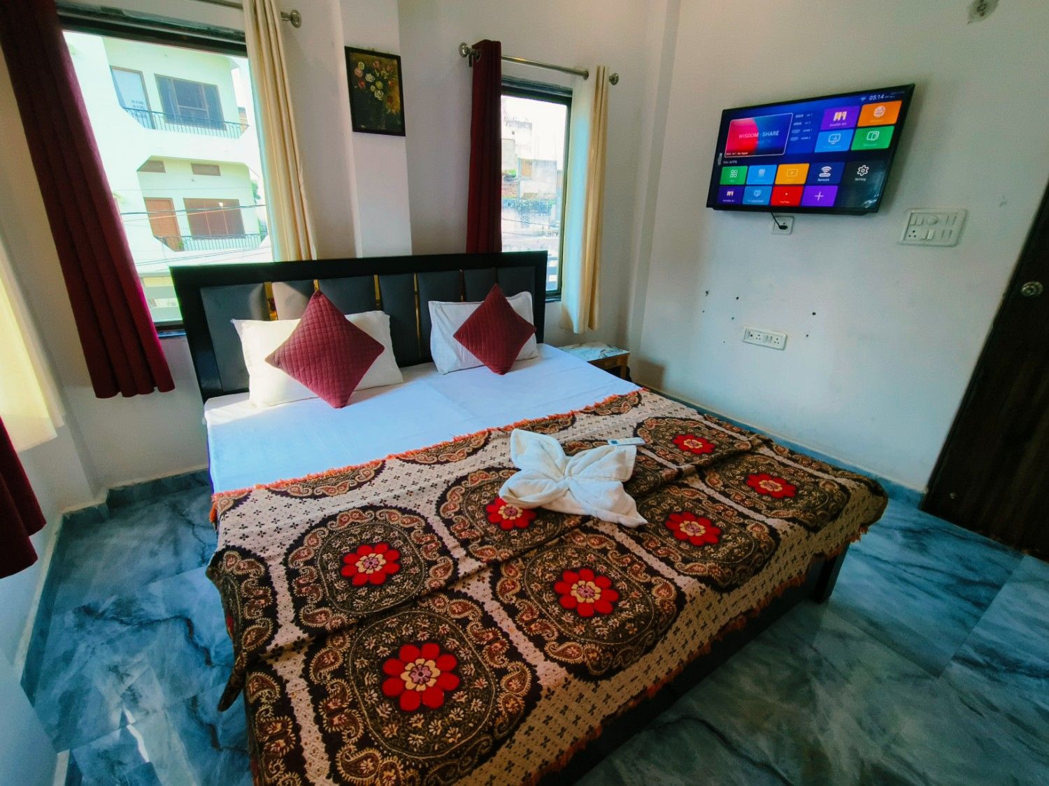 hotels in varanasi - 1