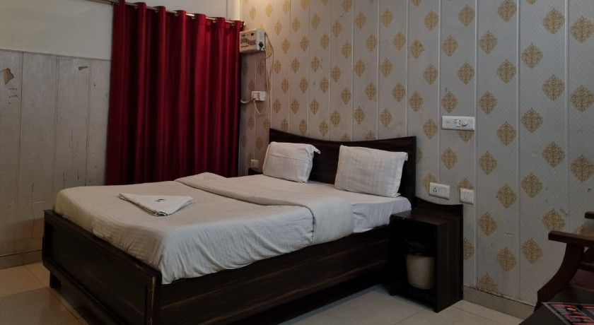 Hotel KK Residency - 4