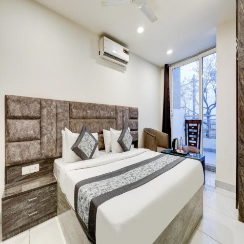 Hotel Airport Near Yashobhumi - 1