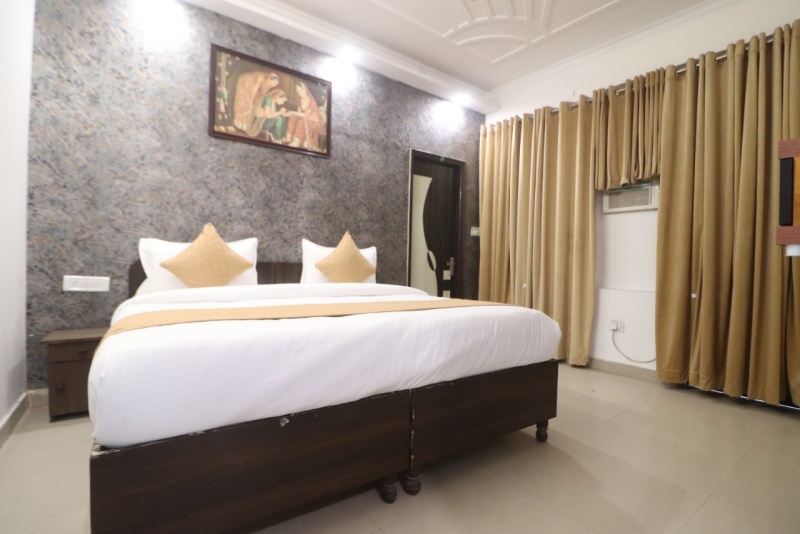 Hotel Stay Villa - 3